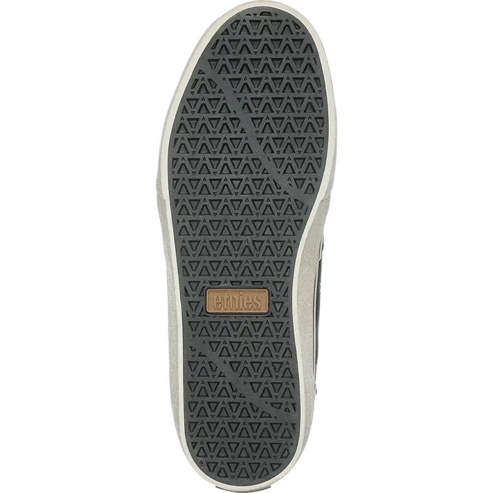 Barge LS - Image 10