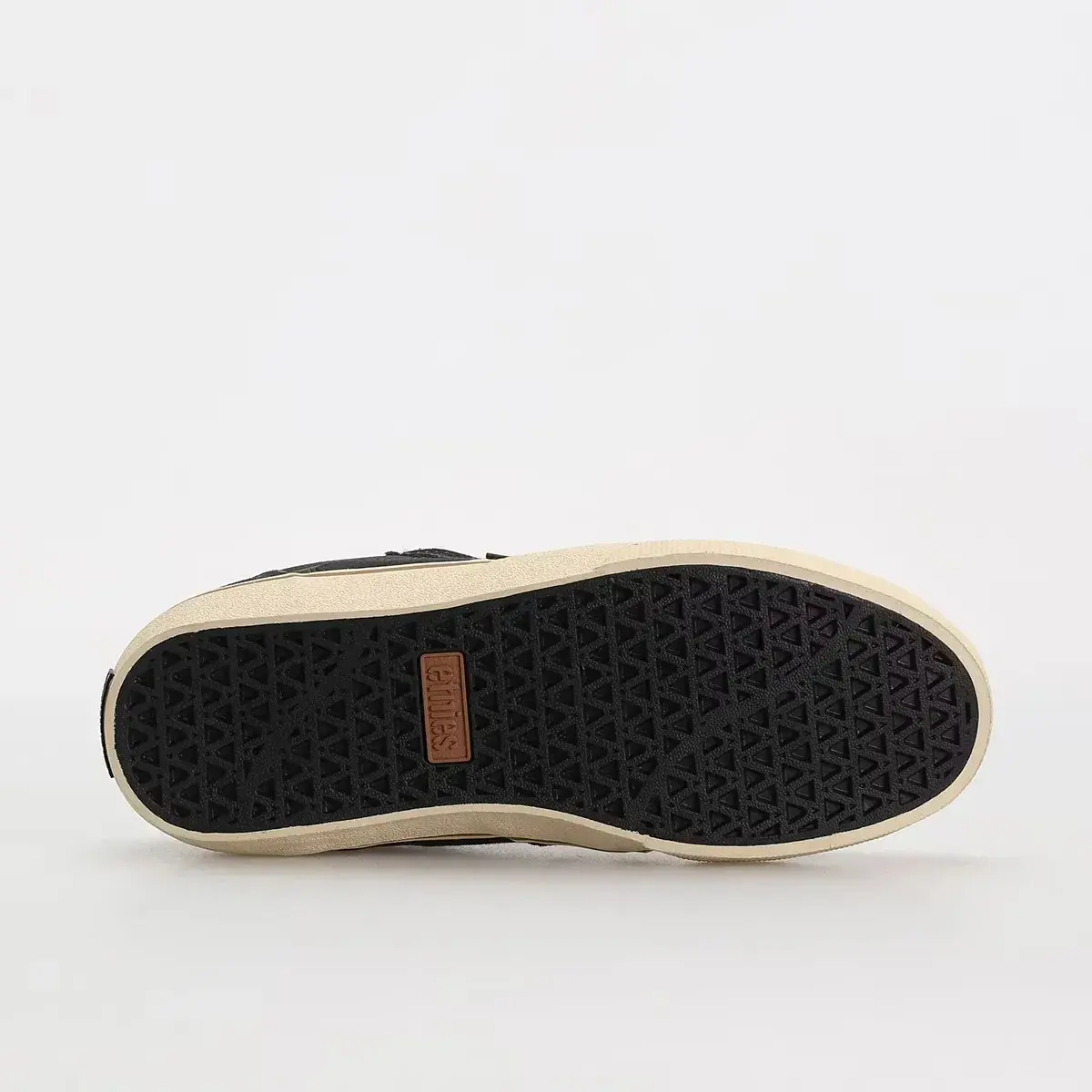 Barge LS - Image 5